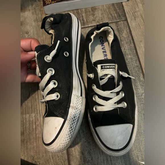 Converse Black Womens Chuck Taylors Size US 7.5 - Picture 1 of 3